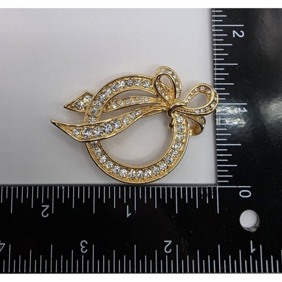 Vintage Signed Nolan Miller Bow Circle Gold Tone Brooch Pin w/Rhinestones 2" EUC - Picture 3 of 7